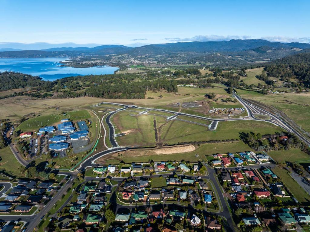 New builds in Huningfield